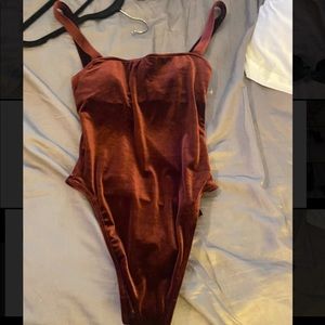 NWOT GOOD AMERICAN Velvet Bodysuit